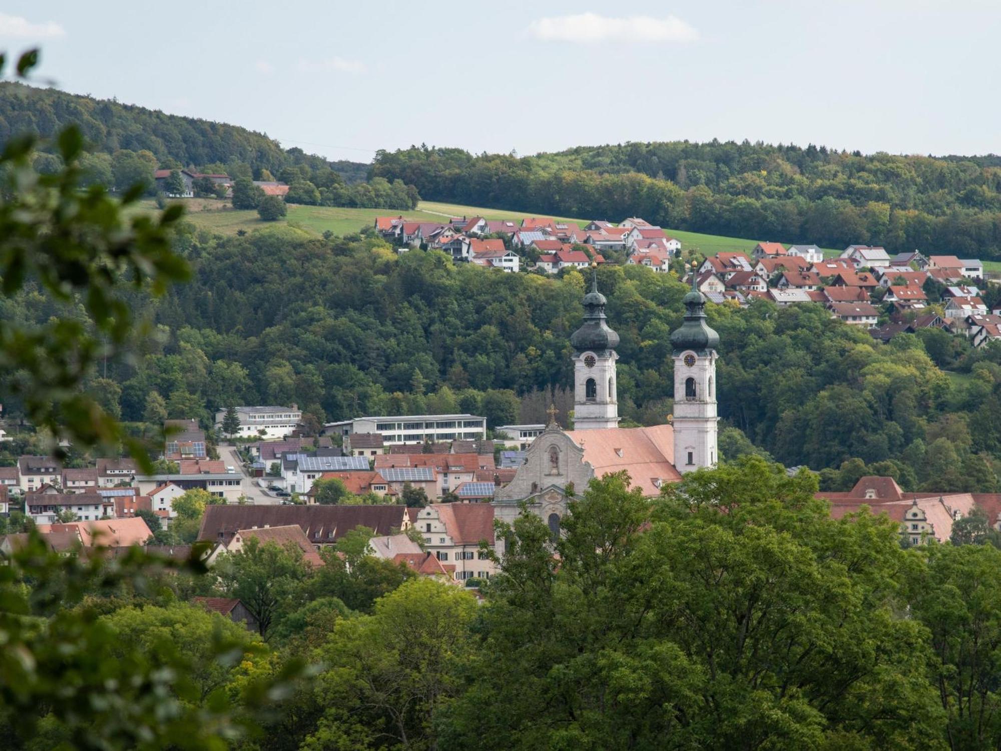 Ferienwohnung Am Hof Zwiefalten Bagian luar foto